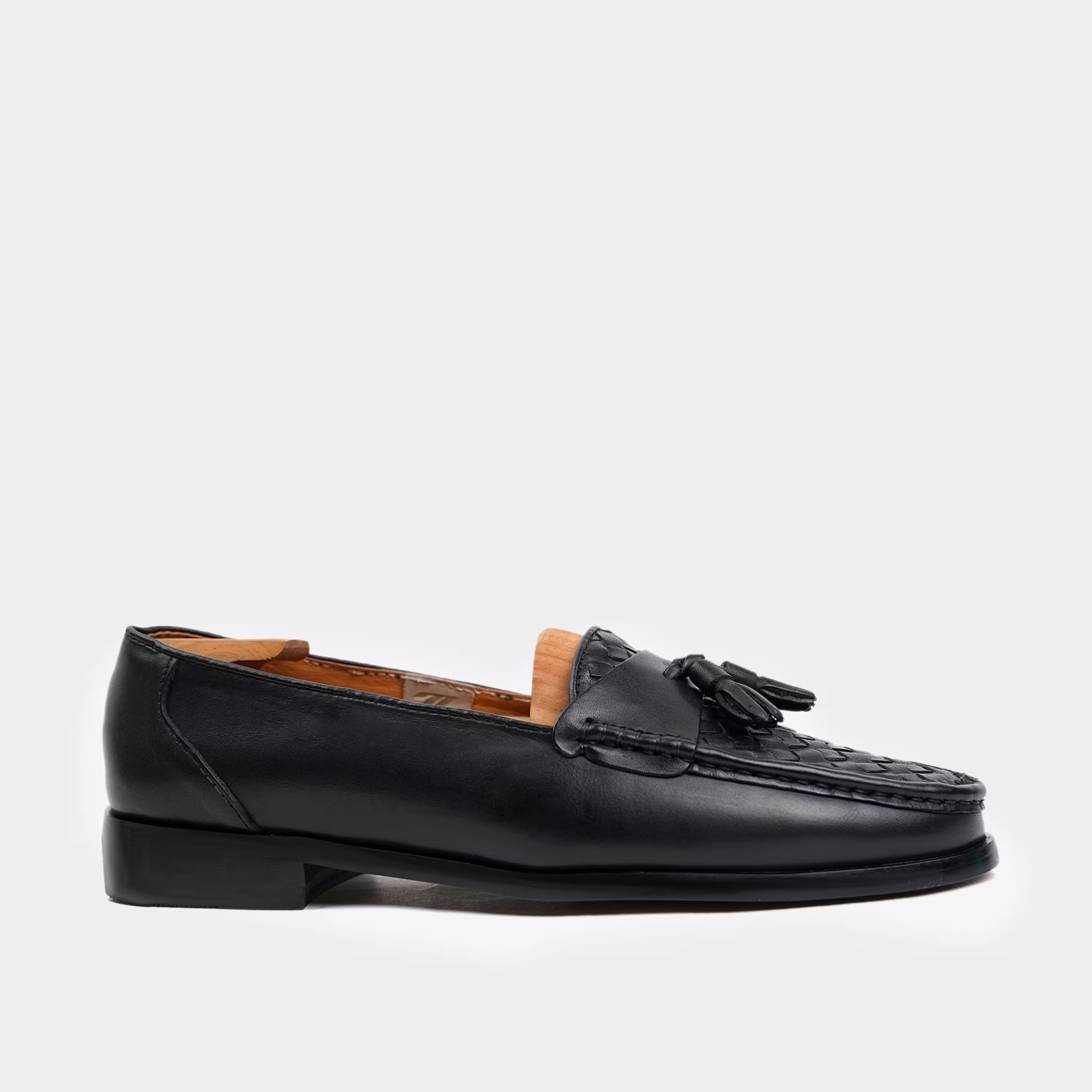 WOVEN TASSEL LOAFER