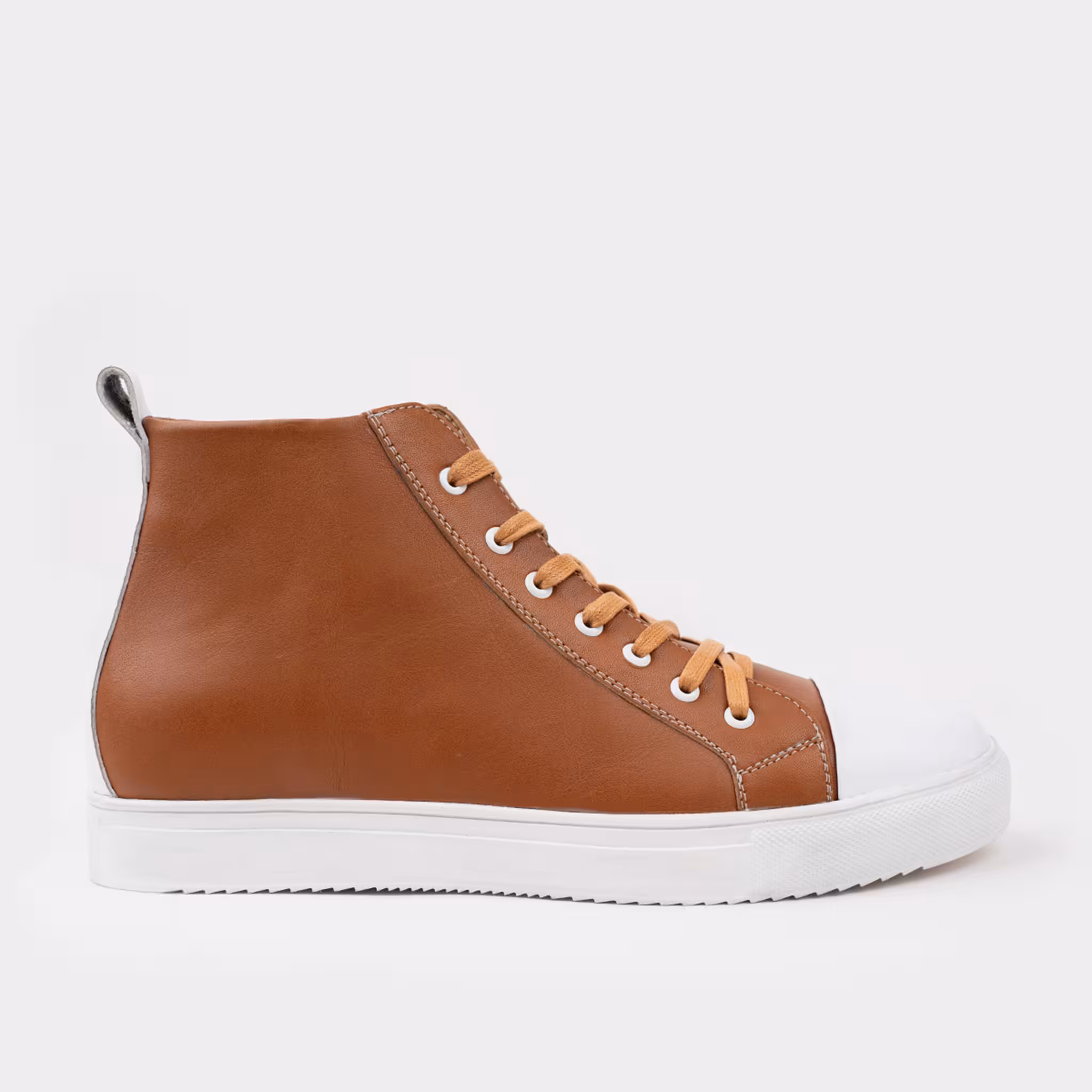 LEATHER SNEAKER