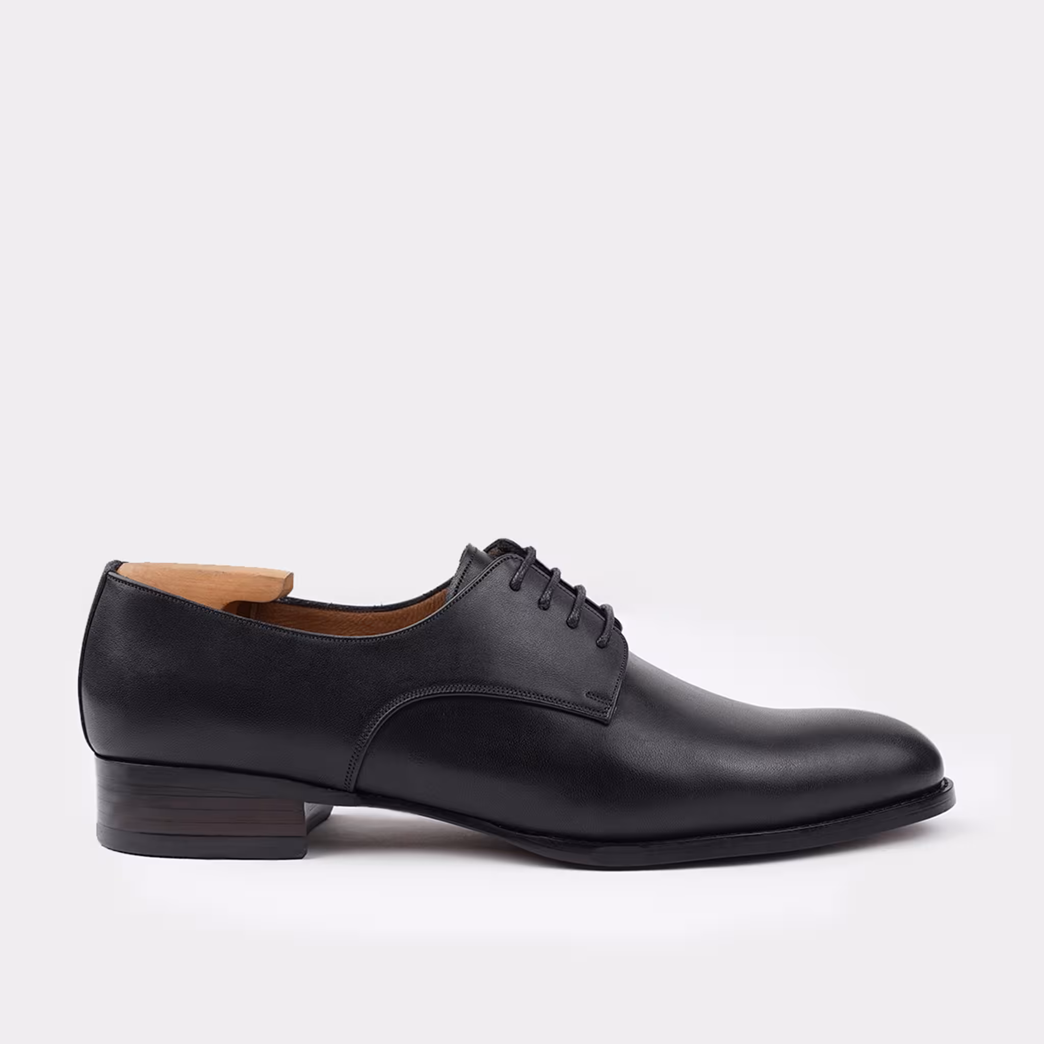 REGAL BLACK DERBY